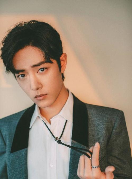 肖战吃瓜吃红薯,红薯瓜果两不误