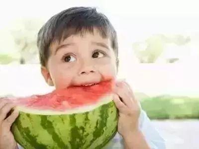 北美吃瓜不打伞,吃瓜不打伞，夏日清凉新风尚