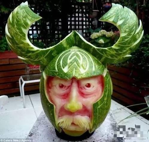 吃瓜吃到自己变成瓜